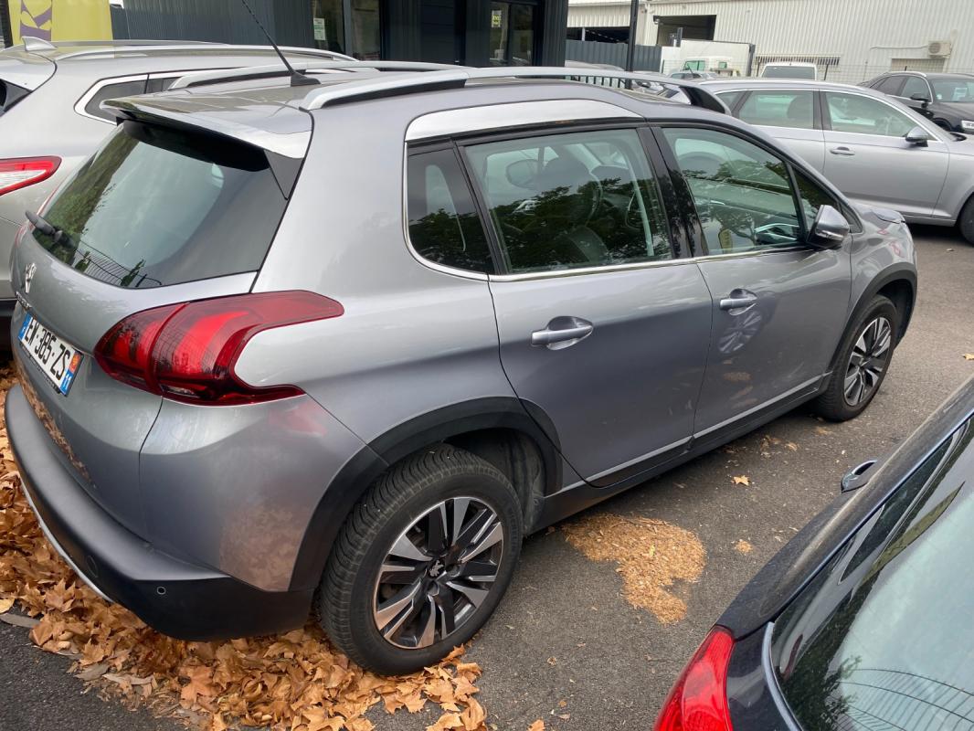 Peugeot 2008 - BUSINESS Allure 1.2 110cv