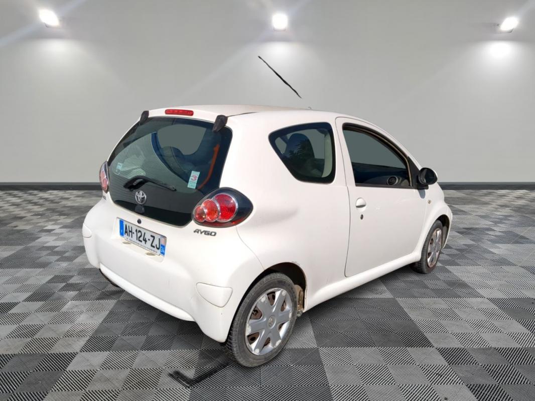 Toyota Aygo - 1.0 VVTI CONFORT